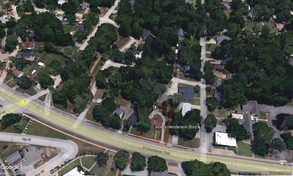 More Photos Of 404 N Henderson Blvd, Kilgore Office For Lease