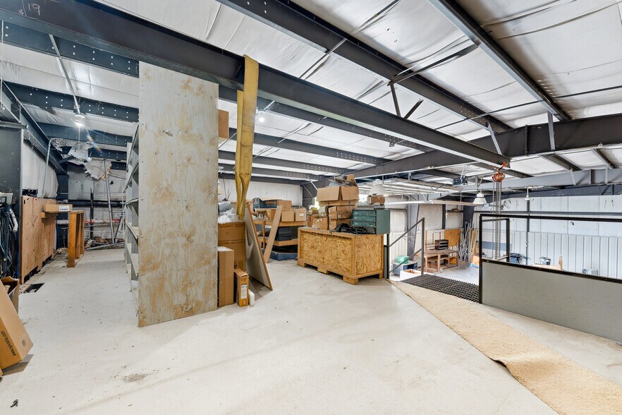 More Photos Of 351 Industrial Park Rd, Jane Lew Warehouse For Lease