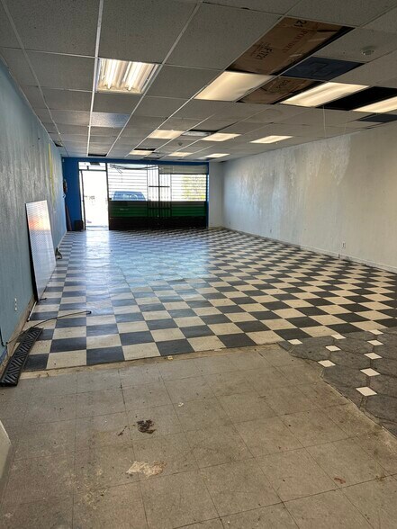 More Photos Of 15191 7th St, Victorville General Retail For Sale