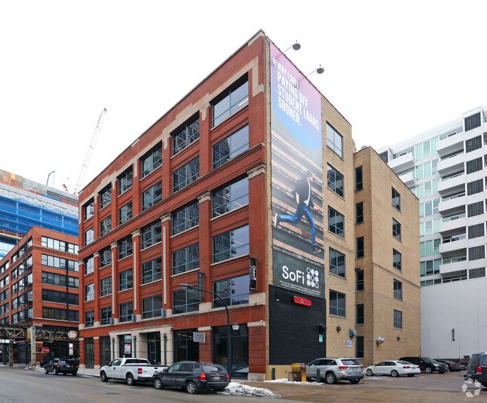 More Photos Of 303 W Erie St, Chicago Office For Lease