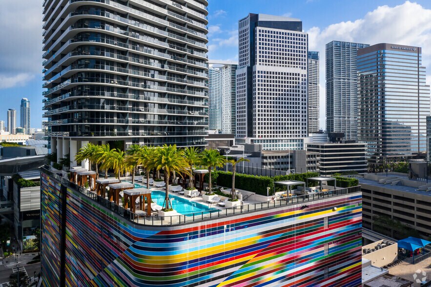 More Photos Of 25 SW 9th St, Miami Office Residential For Lease