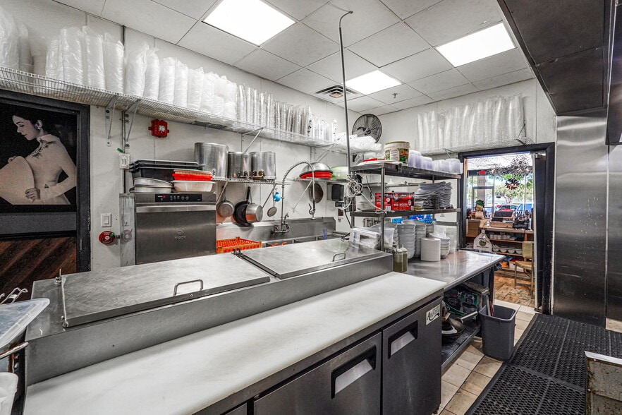 More Photos Of 16760-16836 SW 88th St, Miami General Retail For Lease