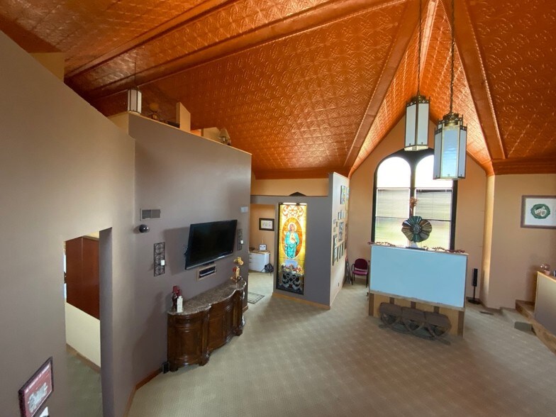 More Photos Of 605 Centennial Ave, New Galilee Loft Creative Space For Sale