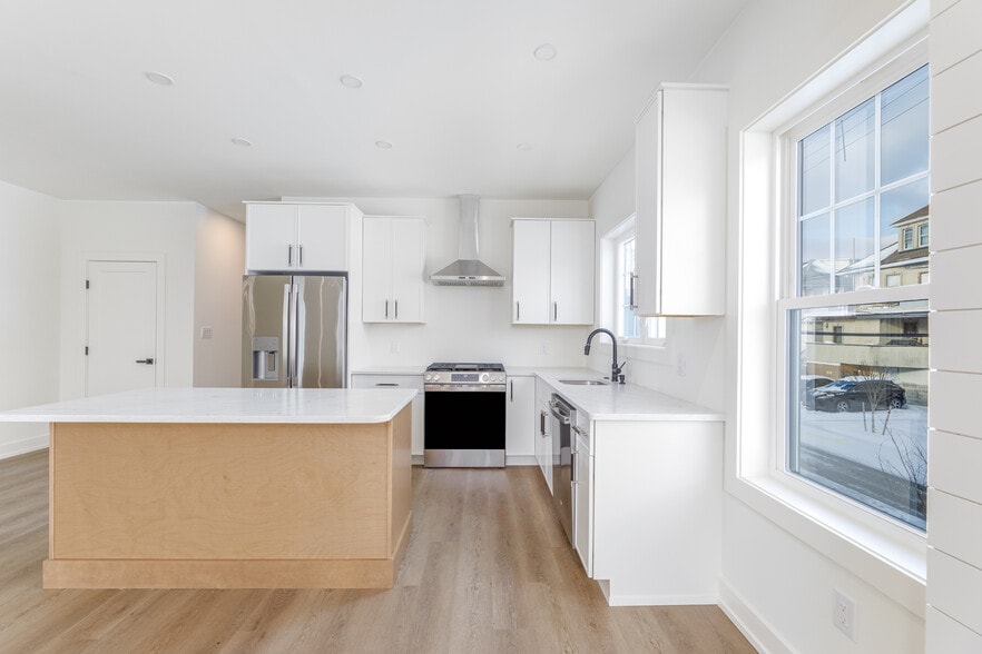 More Photos Of 5201 Atlantic ave, Ventnor City Apartments For Sale