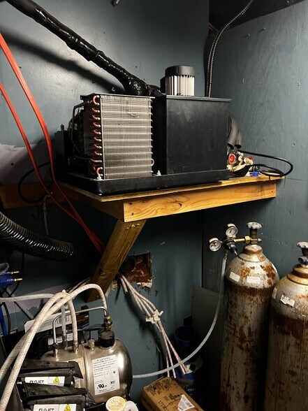 More Photos Of 910 Union Ave, Union Beach Restaurant For Sale