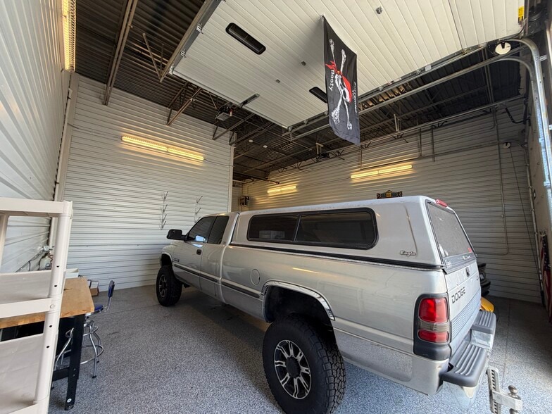 More Photos Of 9181 Commerce Center Cir, Highlands Ranch Self Storage For Sale