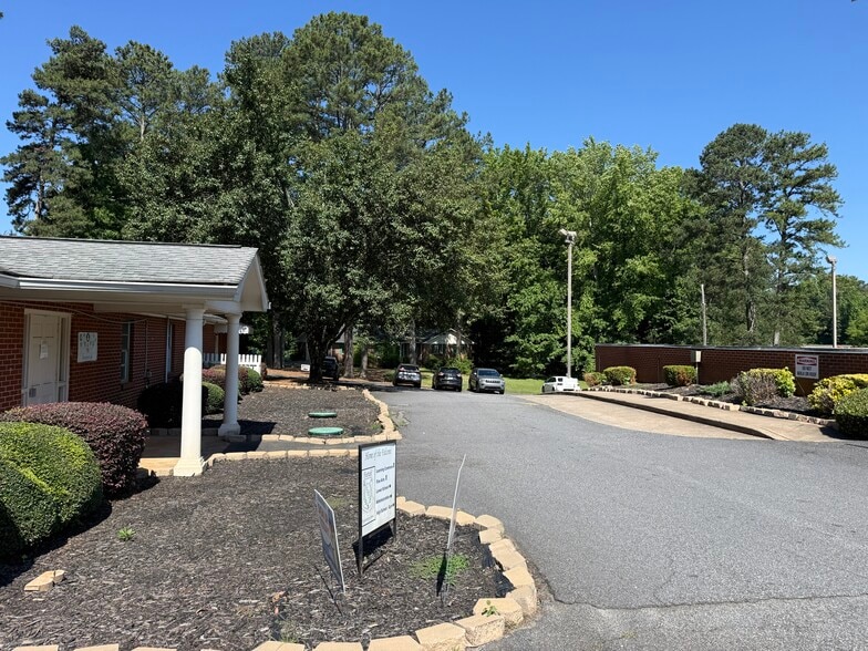 More Photos Of 5496 Highway 92, Acworth Religious Facility For Sale