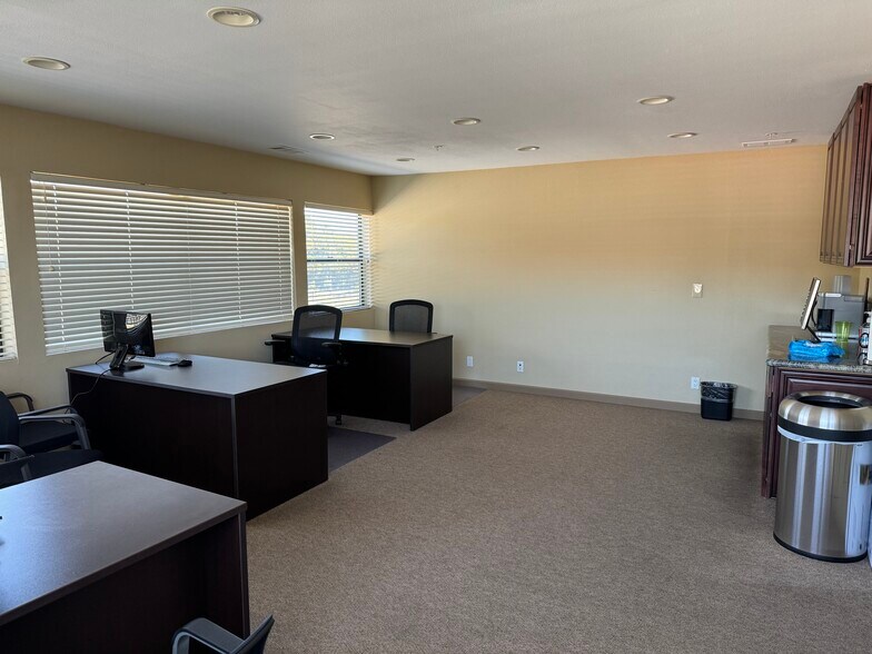 More Photos Of 575 Price St, Pismo Beach Medical For Sale