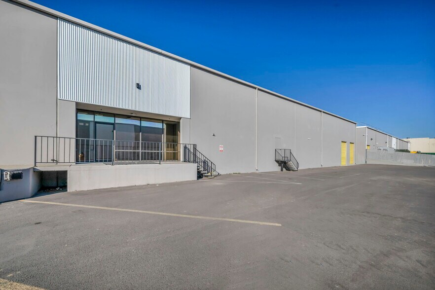 Primary Photo Of 875 Deming Way, Sparks Industrial For Lease