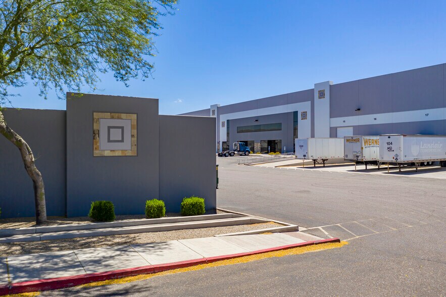 More Photos Of 7375 W Buckeye Rd, Phoenix Unknown For Lease