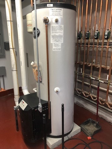 More Photos Of 28 Market St, Warren Theater Concert Hall For Sale