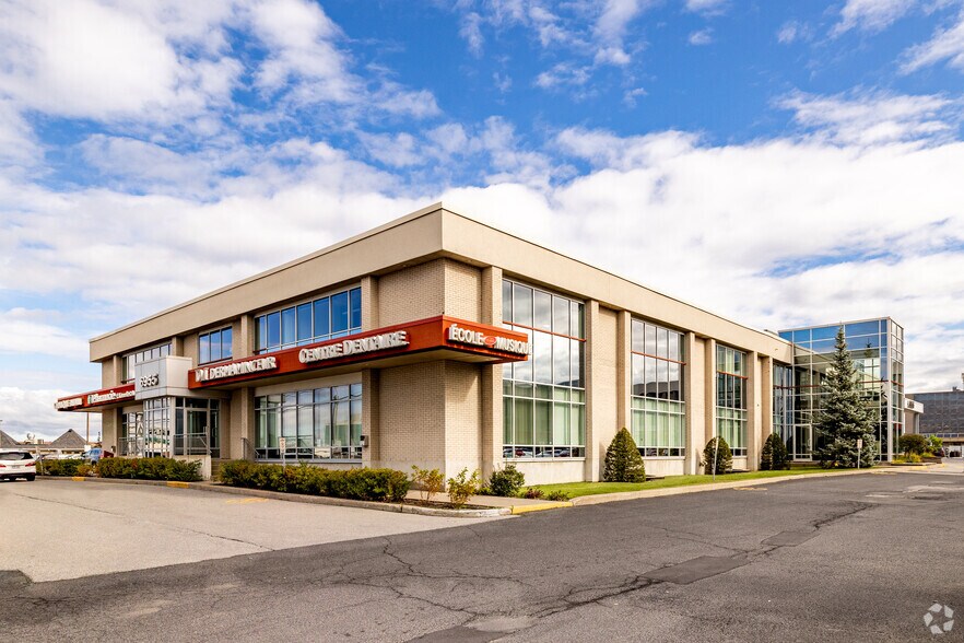 Primary Photo Of 6975 Taschereau Boul, Brossard Office For Lease