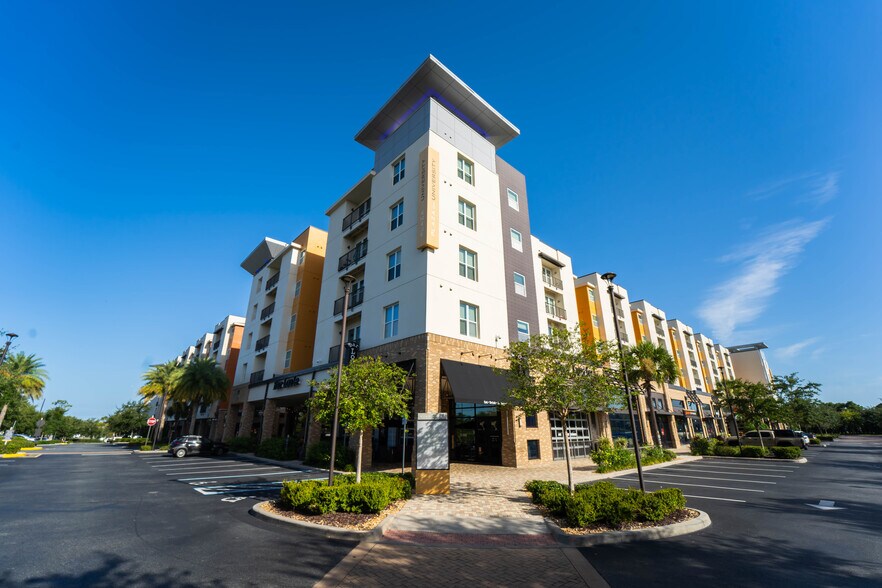 More Photos Of 12101 University Blvd, Orlando Unknown For Lease