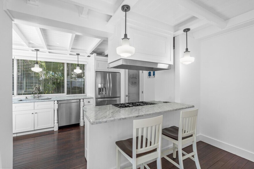 More Photos Of 126 NE 4th Ave, Delray Beach Apartments For Sale
