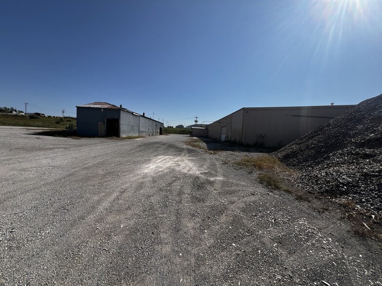 More Photos Of 1200 N 41st St, Bethany Industrial For Sale