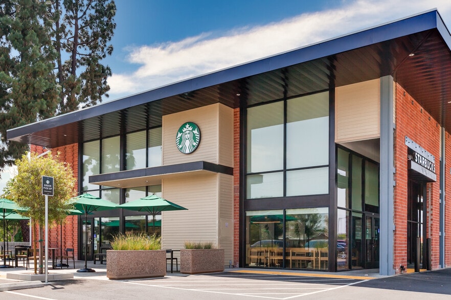 More Photos Of 14001-14005 Ramona Blvd, Baldwin Park Storefront For Lease