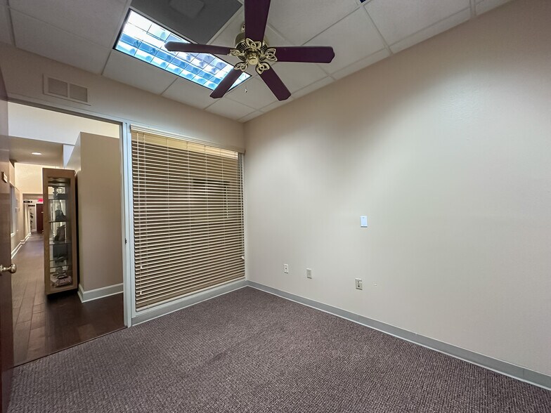 More Photos Of 1102 S Florida Ave, Lakeland Office For Lease