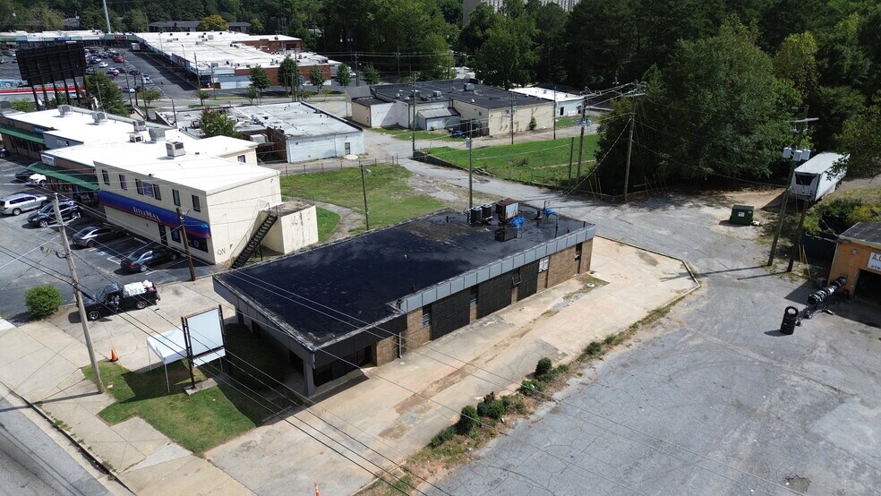 More Photos Of 2164 Campbellton Rd SW, Atlanta Auto Repair For Sale