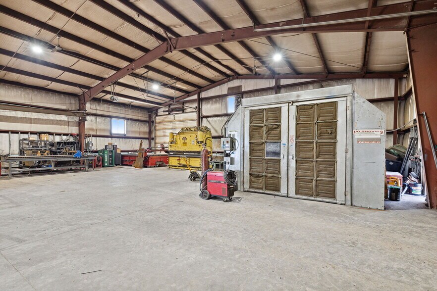 More Photos Of 34830 E Post Creek Rd, Saint Ignatius Manufacturing For Sale