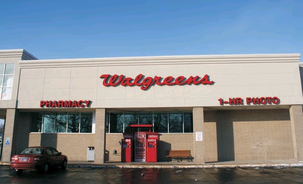 More Photos Of 400 E Memorial Dr, Muncie Drugstore For Sale