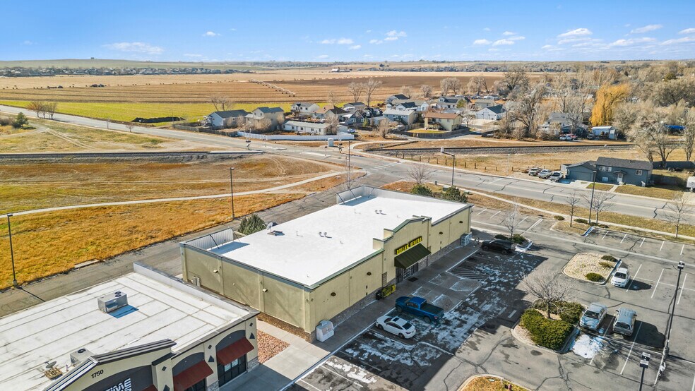 More Photos Of 1740 E Broad St, Milliken Freestanding For Sale