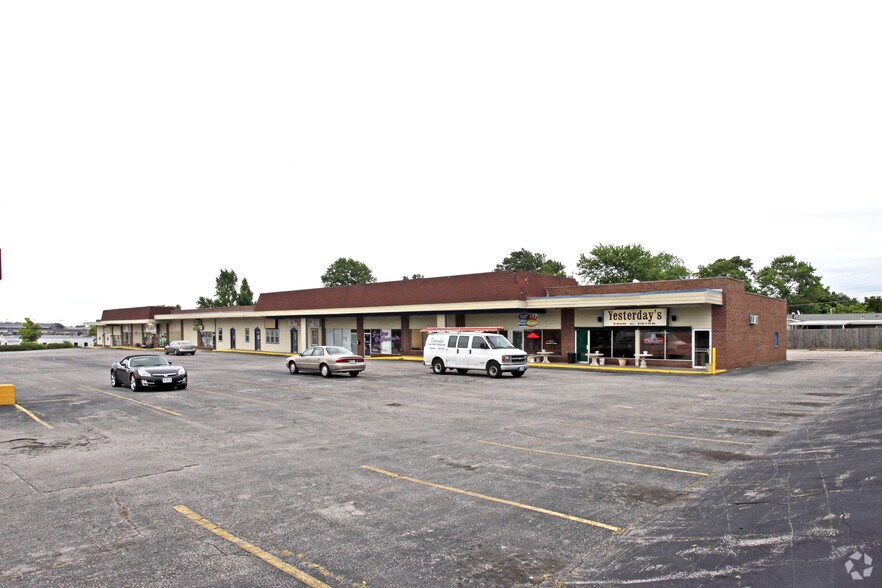 Primary Photo Of 4412-4456 Woodson Rd, Saint Louis Unknown For Lease