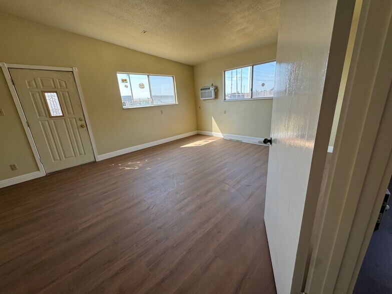 More Photos Of 3230 Moore Rd, Ceres Warehouse For Sale