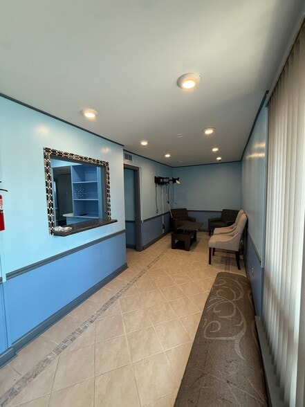 More Photos Of 7330 Indianapolis Blvd, Hammond Medical For Lease