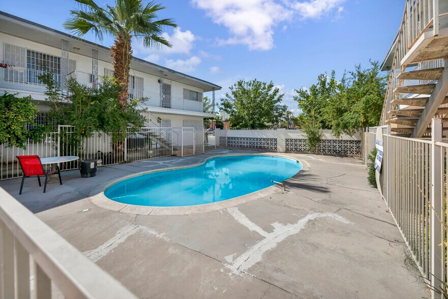 More Photos Of 1165 Sierra Vista Dr, Las Vegas Apartments For Sale