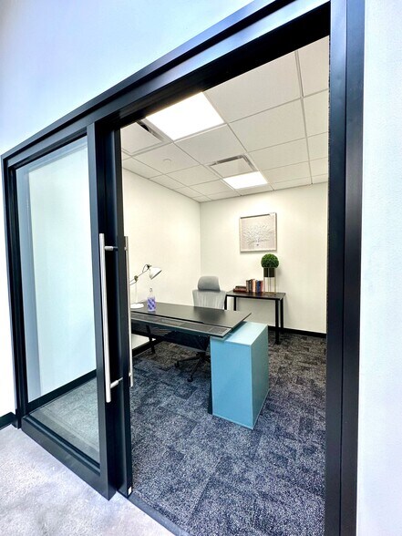 More Photos Of 2410 Polk St, Houston Office For Lease