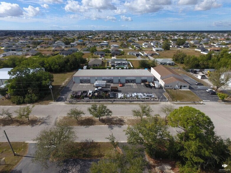 More Photos Of 2528 Andalusia Blvd, Cape Coral Light Distribution For Sale
