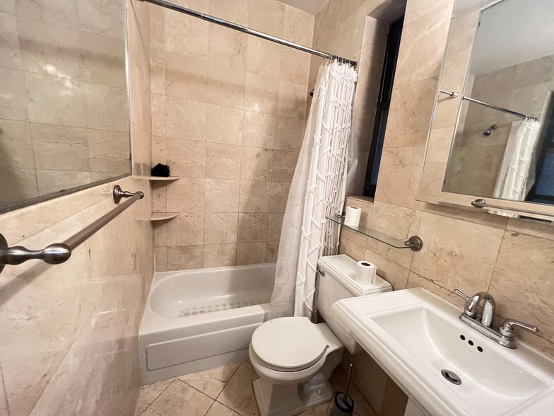 More Photos Of 212 E 29th St, New York Apartments For Sale