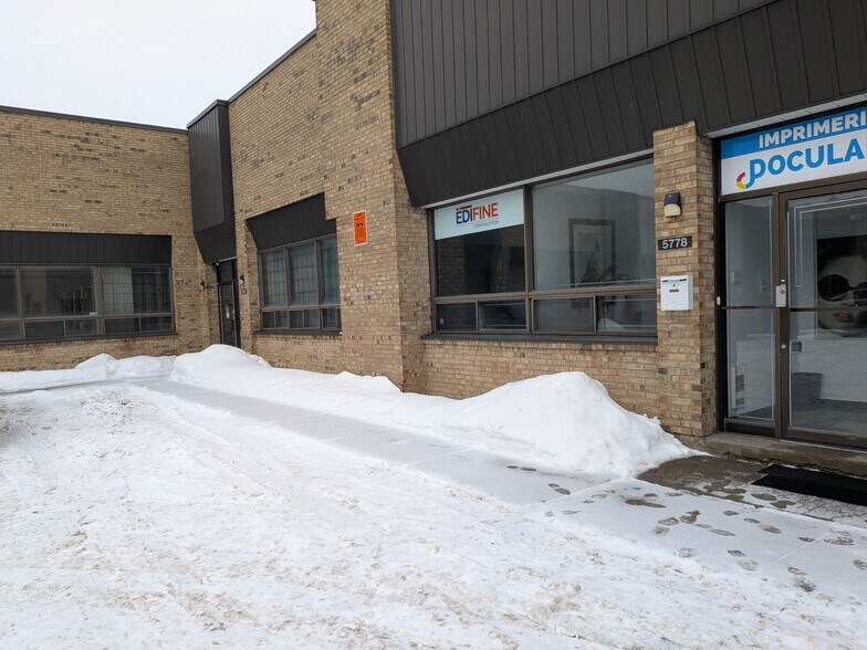 Primary Photo Of 5754-5800 Av Royalmount, Mont-Royal Distribution For Lease