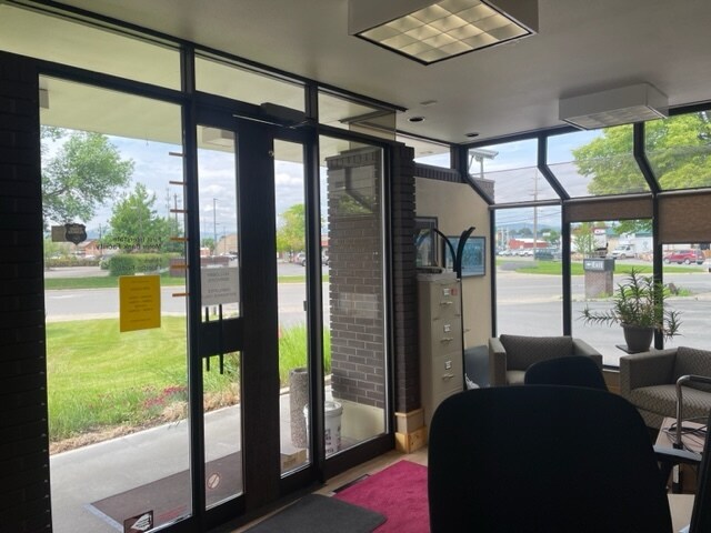 More Photos Of 112 E Montana St, Kalispell Office For Sale