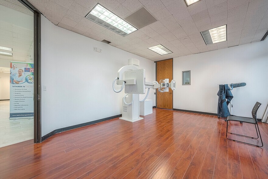 More Photos Of 13111 Westheimer Rd, Houston Office For Sale