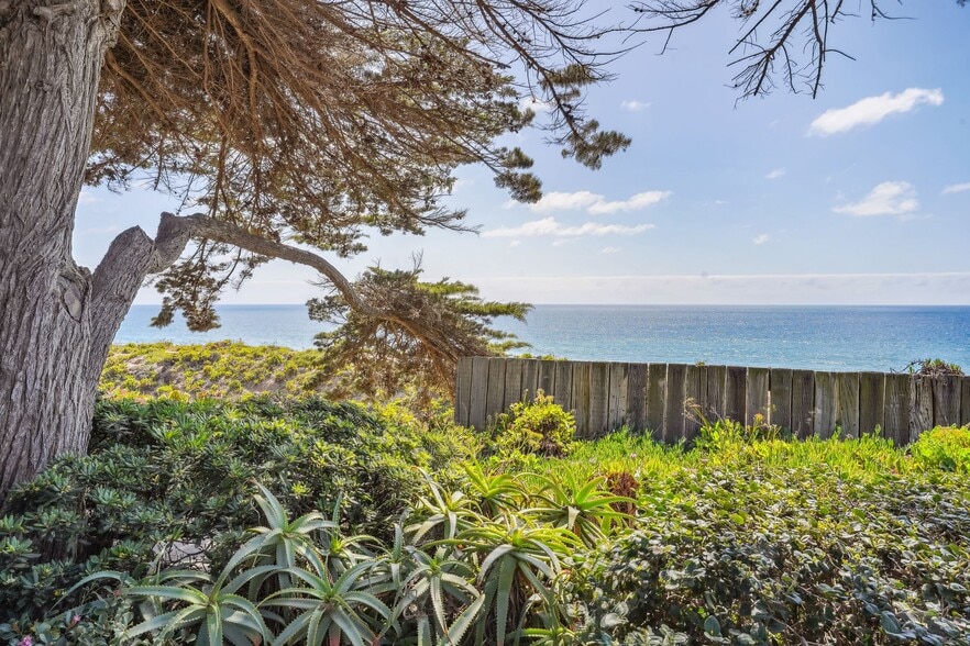 More Photos Of 931-939 Ocean Ave, Del Mar Apartments For Sale