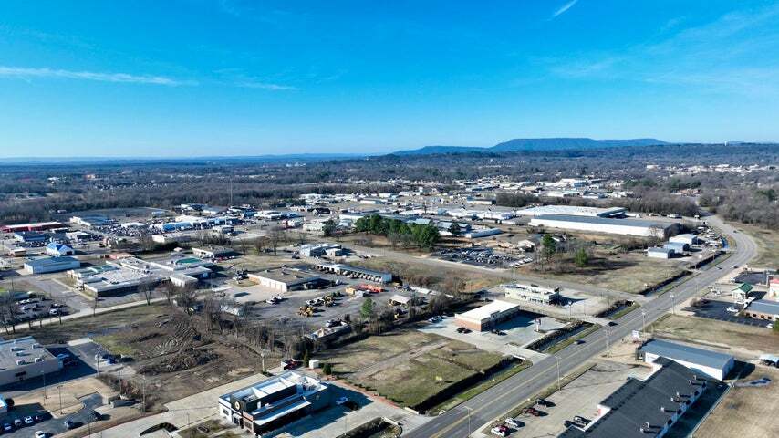 More Photos Of Lot 2-B East Parkway Dr, Russellville Land For Sale