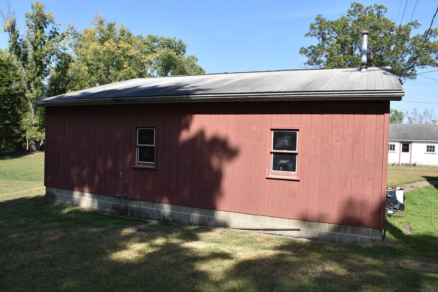 More Photos Of 136 Smith st, Cochranton Industrial For Sale