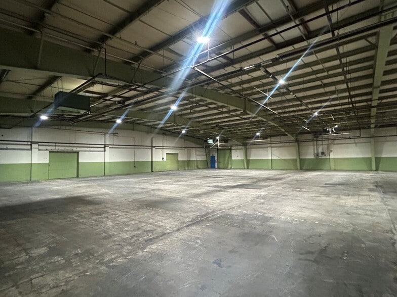More Photos Of 198 Trojan St, Mount Sterling Industrial For Lease