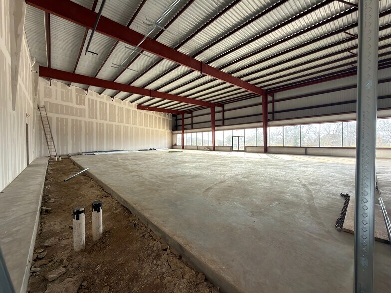 More Photos Of 14211 Hiram Clarke Rd, Houston Storefront For Lease