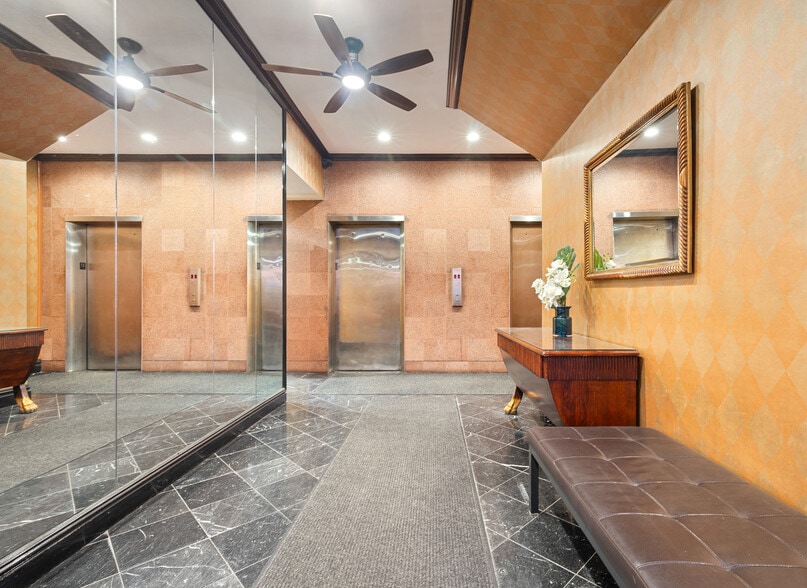 More Photos Of 235 E 49th St, New York Apartments For Sale