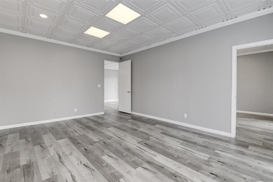 More Photos Of 4116-4120 W Point Loma Blvd, San Diego Medical For Lease