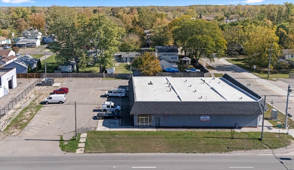 More Photos Of 6397 Middlebelt Rd, Romulus Freestanding For Sale