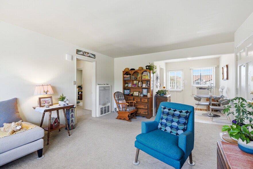 More Photos Of 1620 Larch St, Alhambra Multifamily For Sale