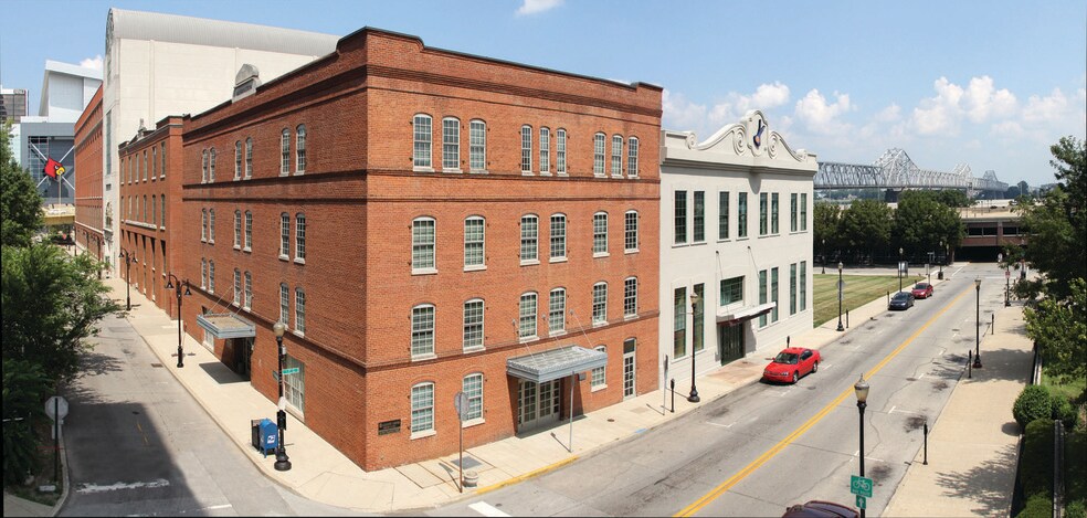 Primary Photo Of 111 W Washington St, Louisville Loft Creative Space For Sale
