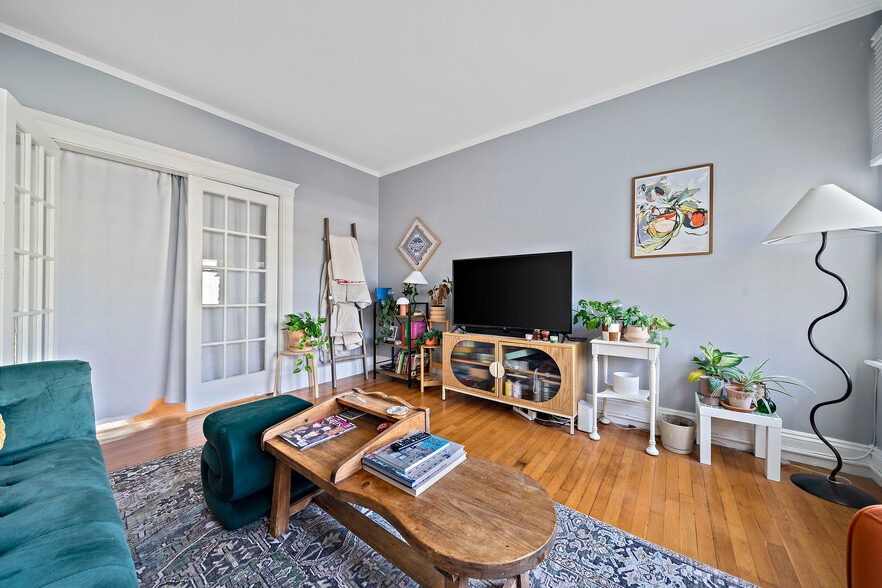 More Photos Of 74 Fenway, Boston Apartments For Sale