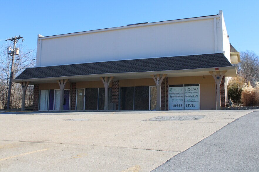 More Photos Of 2854 S 291 Hwy, Independence General Retail For Sale