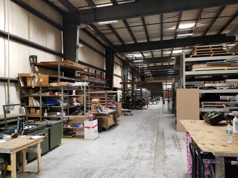 More Photos Of 25 Henniker St, Concord Warehouse For Sale