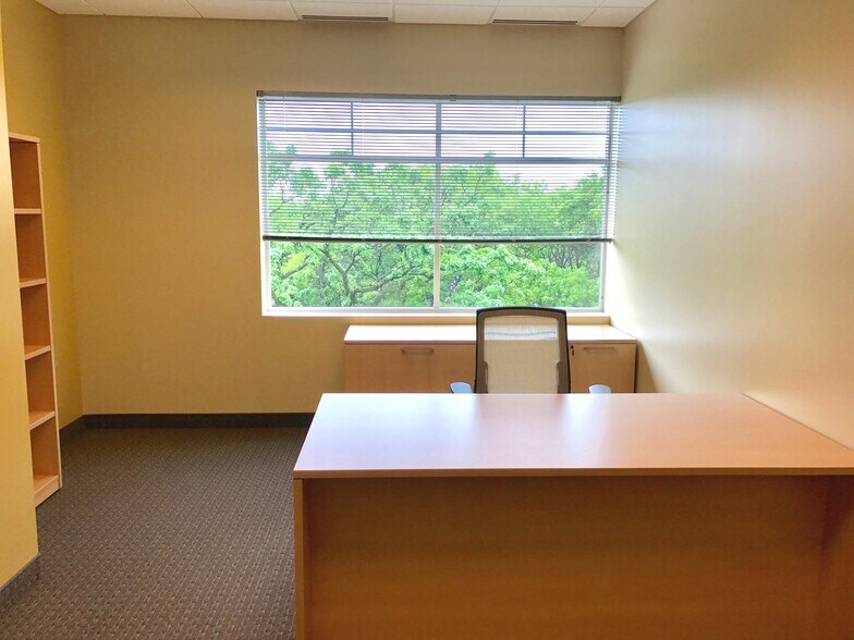 More Photos Of 1820 Old Highway 8, New Brighton Office For Lease