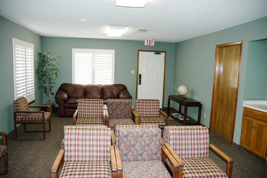 More Photos Of 7500 N Beach St, Fort Worth Medical For Lease